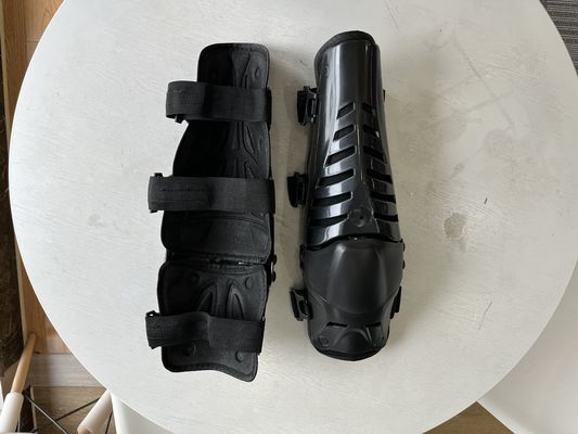 Προσαρμόσιμο λογότυπο Ασφάλεια μοτοσυκλέτας Προστατευτές αγκώνα και γόνατος με εύπλαστο χαρακτηριστικό